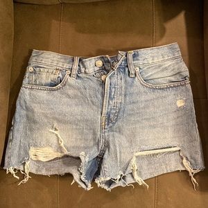 ‘We The Free’ shorts